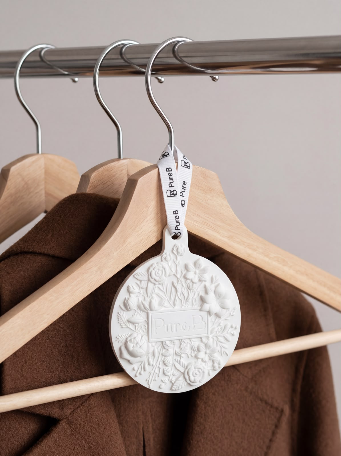 Luxury Car & Closet Scent Hanger Secondary image